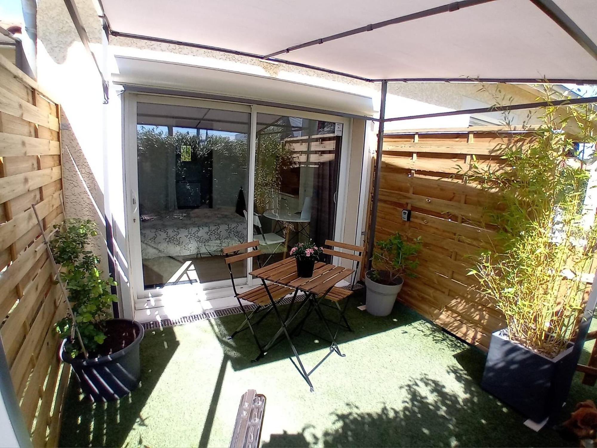Appart'Hotel Le Clos Lassagne A Brignais - Lyon Sud Exterior foto